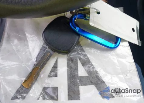 2013 Kia Sorento Lx z USA, uszkodzony, nr VIN 5XYKTDA6XDG407852